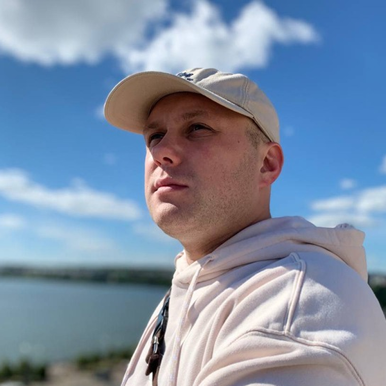 КИРИЛЛ